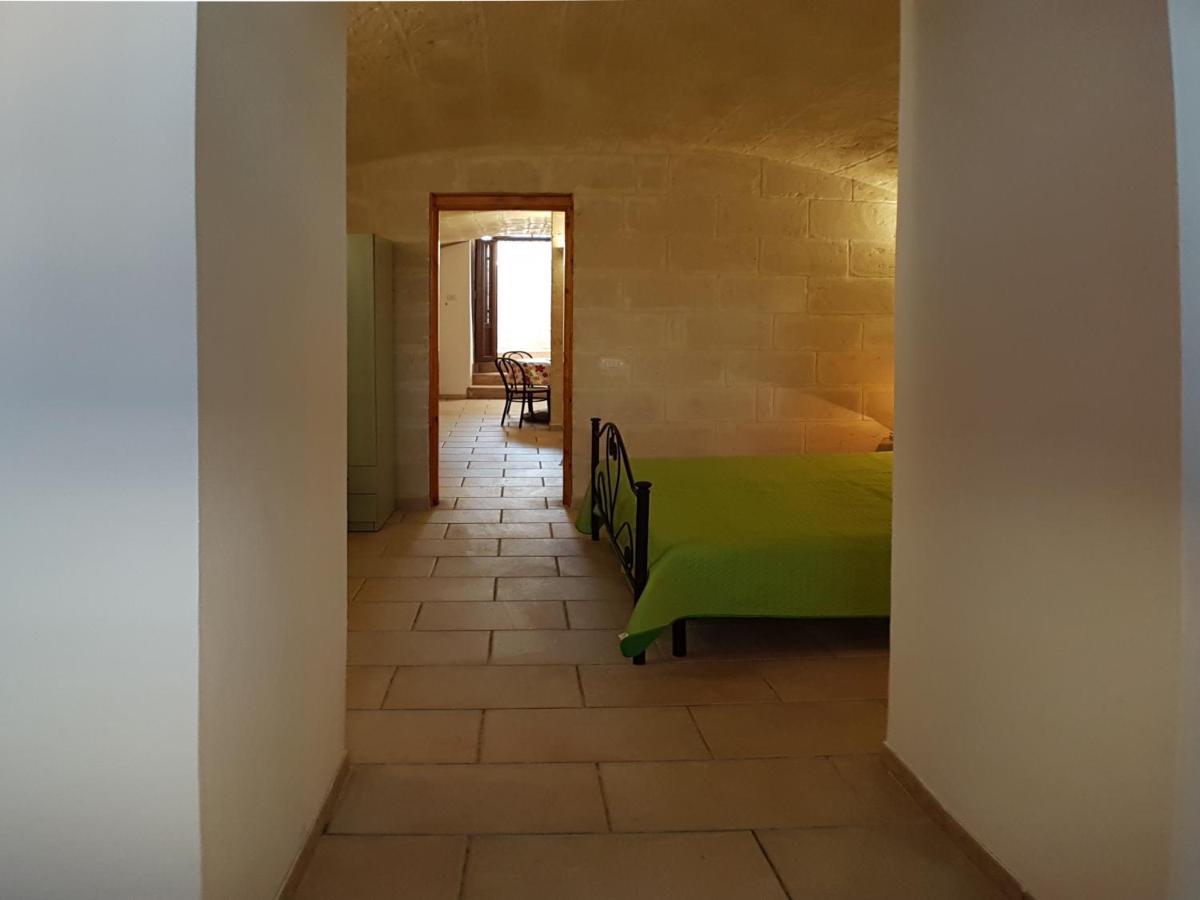 Oikia Vacanze Uggiano La Chiesa Casa Dante Exterior foto