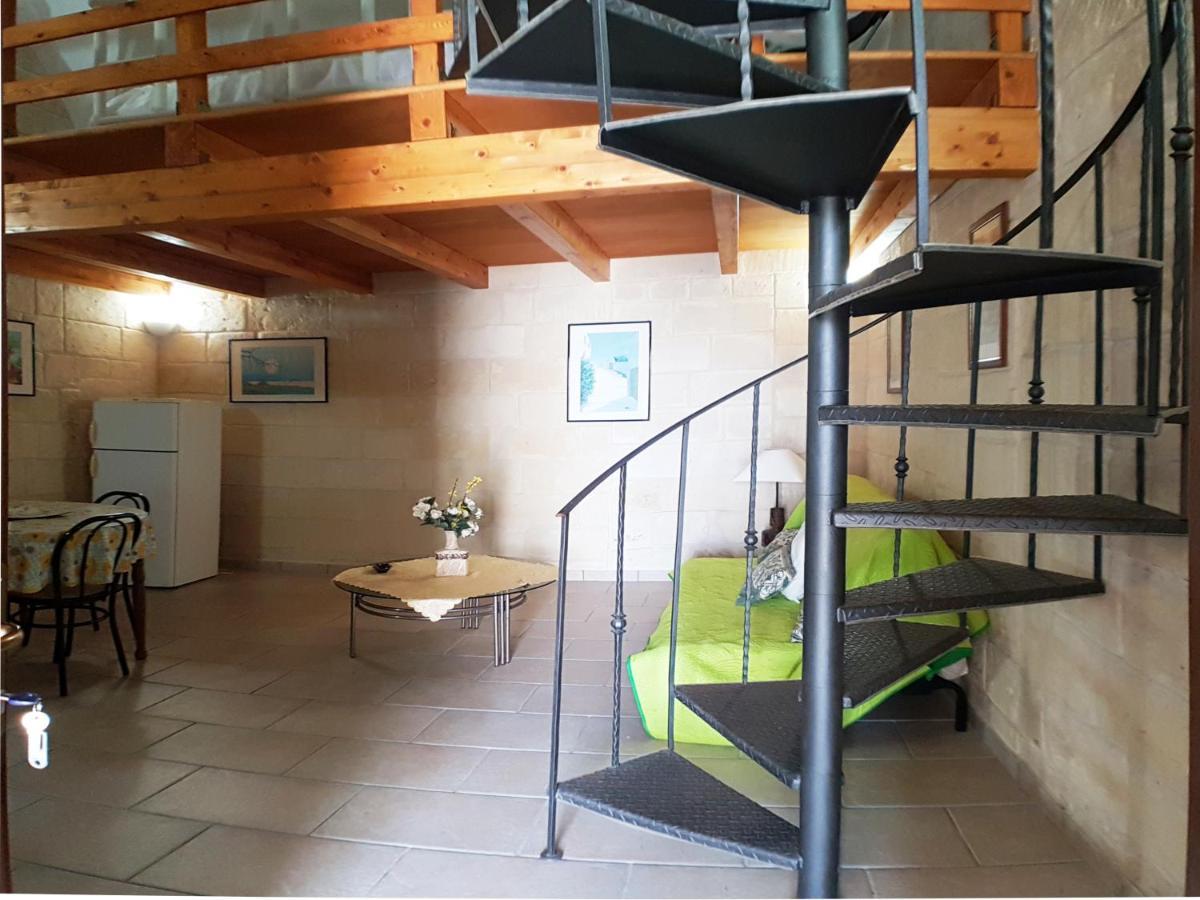 Oikia Vacanze Uggiano La Chiesa Casa Dante Exterior foto